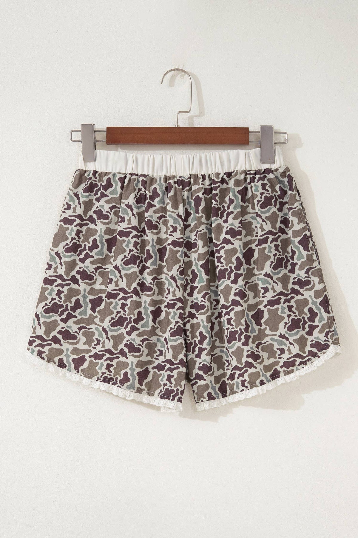 66 Camo Print Ruffle Hem Drawstring Shorts (S-XL)